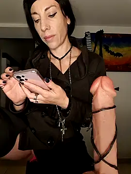 freyamoret online show from 10/22/25, 01:39