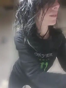 freyamoret online show from 03/24/26, 04:39