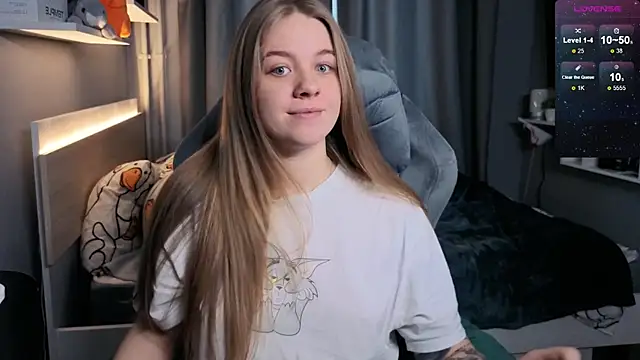 candy maggie online show from 02/12/25, 12:22