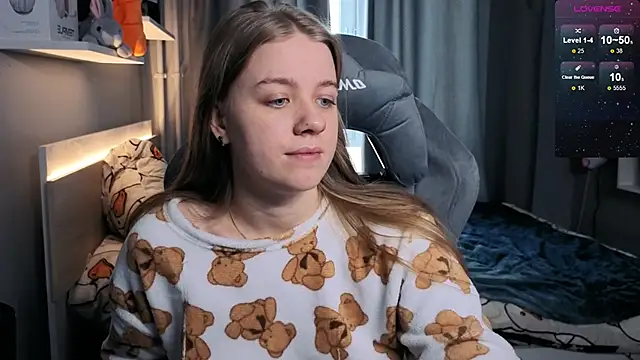 candy maggie online show from 02/25/25, 01:17