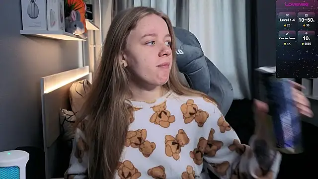 candy maggie online show from 03/11/25, 09:34