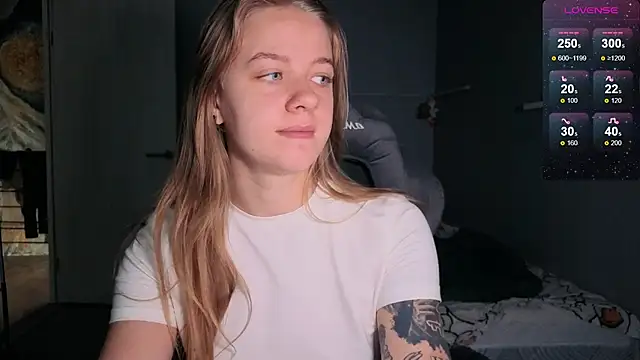 candy maggie online show from 09/08/25, 04:17