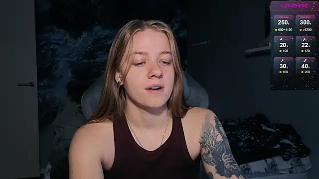 candy maggie online show from 11/28/25, 07:05