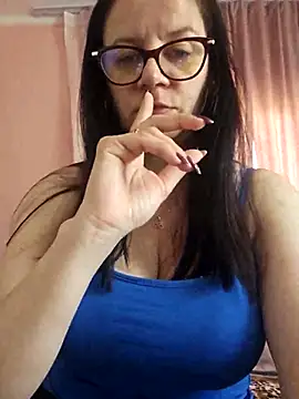 Snapshot of KristenVega chatting on 04/23/26, 08:02 KristenVega online show from 04/23/26, 08:02