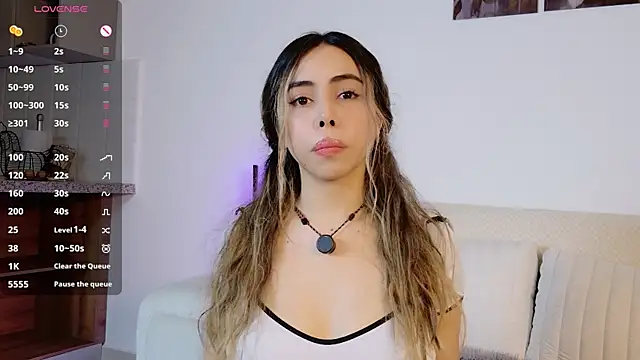 AMELIETARSON online show from 11/21/25, 07:45