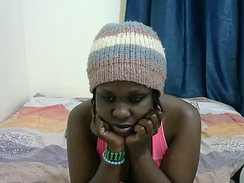 Kariselle- online show from 02/28/25, 06:09