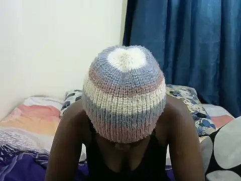 Kariselle- online show from 03/16/25, 07:48