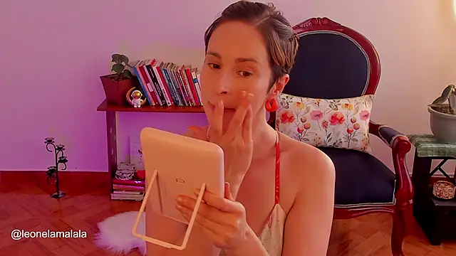 cuddlingbunny online show from 03/22/25, 09:10