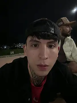 Snapshot of _Tomy08calderon chatting on 02/22/25, 03:34 Tomy08calderon online show from 02/22/25, 03:34