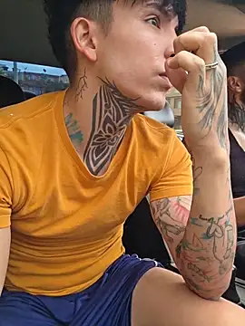 Snapshot of _Tomy08calderon chatting on 10/03/25, 06:38 Tomy08calderon online show from 10/03/25, 06:38