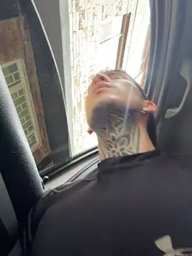 Snapshot of _Tomy08calderon chatting on 10/29/25, 06:09 Tomy08calderon online show from 10/29/25, 06:09