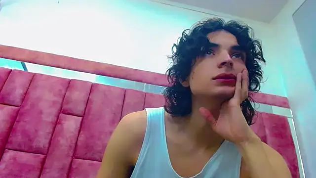 Sr BonnyEthan online show from 10/18/25, 01:56