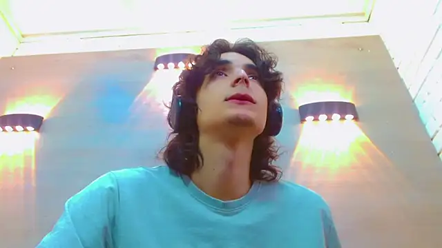 Sr BonnyEthan online show from 10/29/25, 01:46