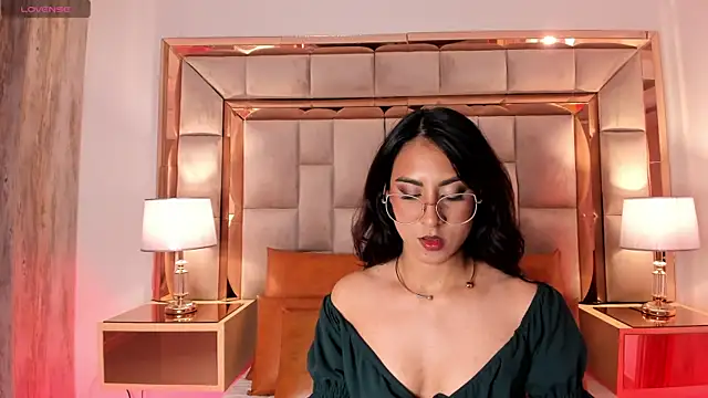 DaraBeckett online show from 02/15/25, 12:33