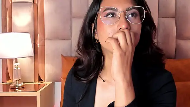 DaraBeckett online show from 02/22/25, 06:41