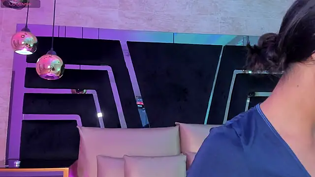 DaraBeckett online show from 11/09/25, 11:52