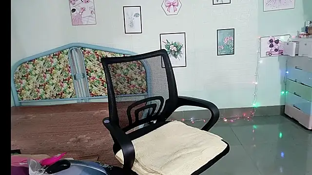 Lanian 99 online show from 02/03/26, 02:53