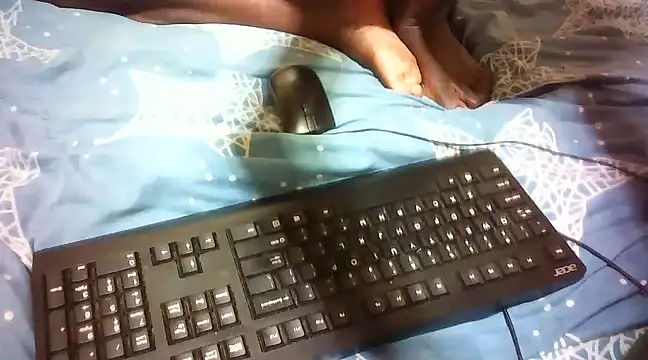 Snapshot of sexy_shaqwira chatting on 03/15/25, 02:14 sexy shaqwira online show from 03/15/25, 02:14