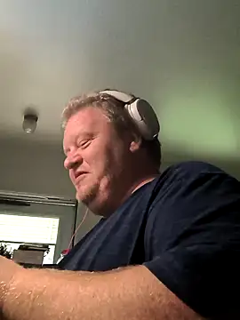 jrsexy83 online show from 04/16/26, 12:06