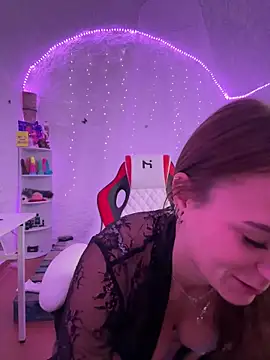 selenaluvv online show from 12/09/24, 06:03