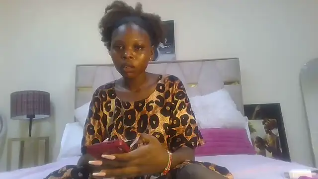 Fine assie online show from 02/28/25, 07:46