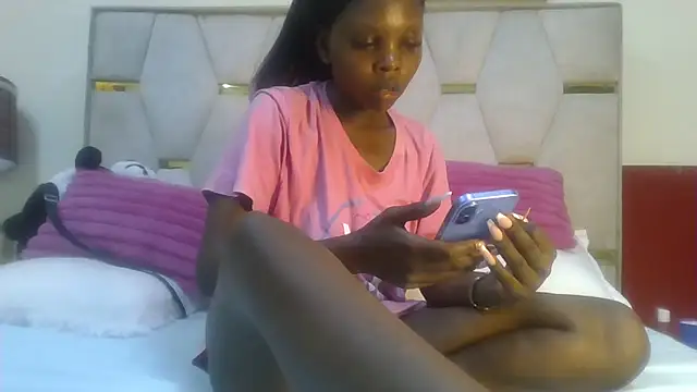 Fine assie online show from 03/13/25, 07:06