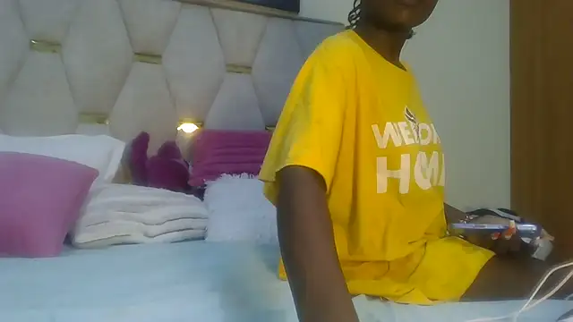 Fine assie online show from 03/17/25, 01:03