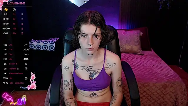 pretty cristal69 online show from 03/31/26, 11:05