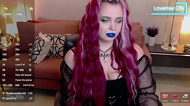 Miss Maya Mils online show from 02/25/25, 04:14