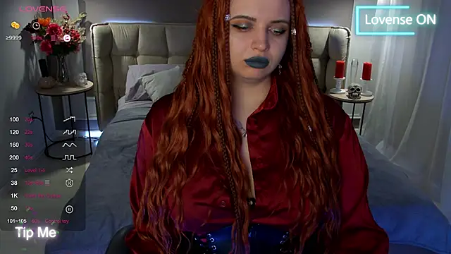 Miss Maya Mils online show from 03/18/25, 07:08