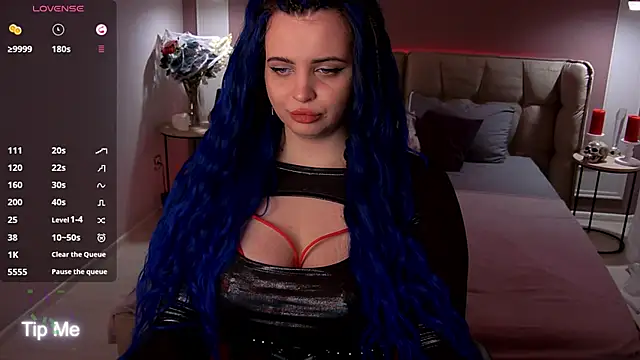 Miss Maya Mils online show from 11/13/25, 01:26