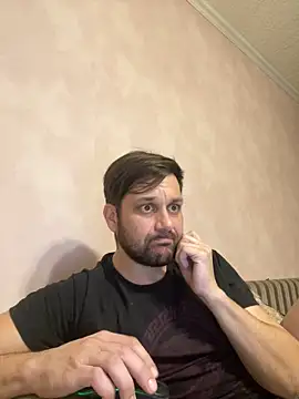 MaeltraJoy online show from 10/17/25, 03:03