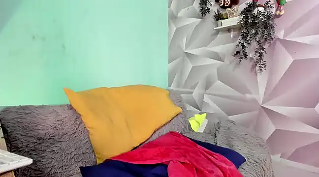 krityn 12 online show from 12/27/24, 09:22