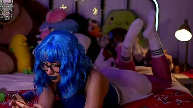 Snapshot of SweetyKitty18 chatting on 09/20/25, 10:11 SweetyKitty18 online show from 09/20/25, 10:11