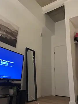 Your Paris online show from 01/13/26, 07:35