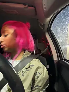 Your Paris online show from 02/11/26, 01:10