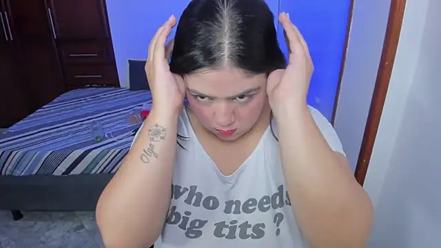 iris torrez  online show from 01/06/26, 01:59