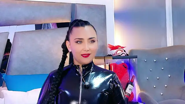 Evangeline Taylorr online show from 10/24/25, 06:26