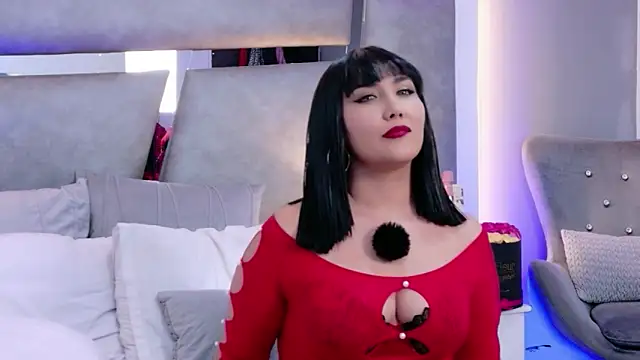 Evangeline Taylorr online show from 04/10/26, 07:40