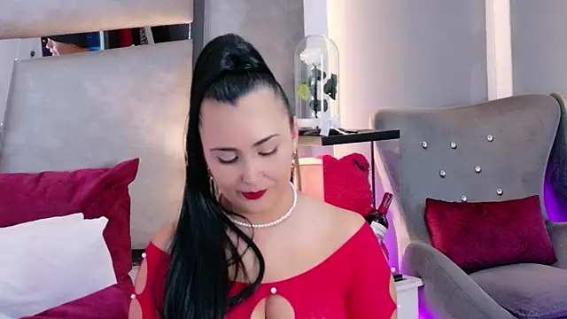 Snapshot of Evangeline_Taylorr chatting on 06/25/26, 08:13 Evangeline Taylorr online show from 06/25/26, 08:13