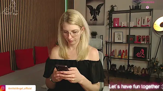 Snapshot of Amitiel_Angel chatting on 06/02/26, 07:05 Amitiel Angel online show from 06/02/26, 07:05