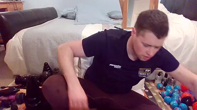 Snapshot of AnalLove1990 chatting on 11/08/25, 01:39 AnalLove1990 online show from 11/08/25, 01:39