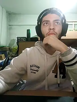 kleineid77 online show from 12/22/24, 04:48