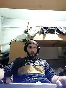 kleineid77 online show from 11/19/25, 05:46