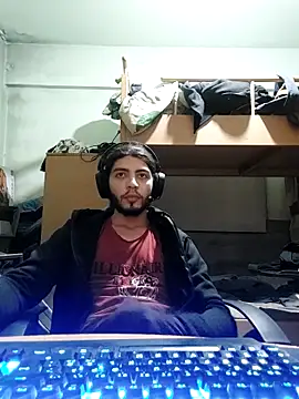 kleineid77 online show from 11/25/25, 04:18