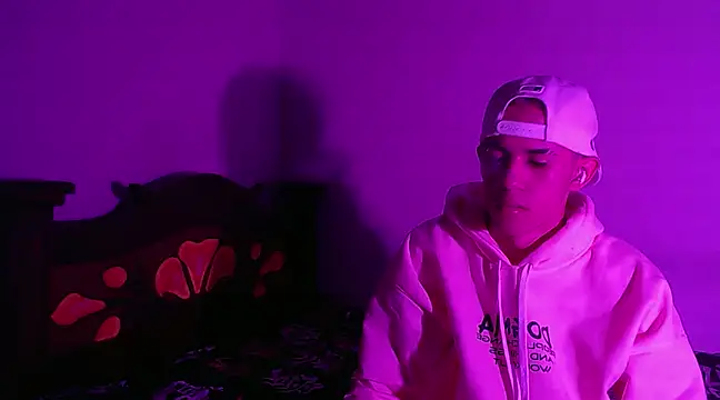 isaaclatino online show from 12/15/24, 06:18