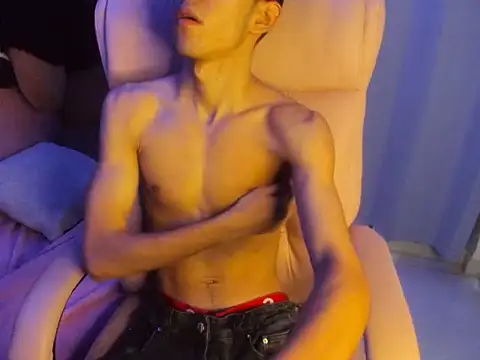 isaaclatino online show from 04/05/26, 09:39