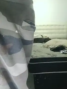 Snapshot of pikalindaxx chatting on 02/05/26, 06:12 pikalindaxx online show from 02/05/26, 06:12