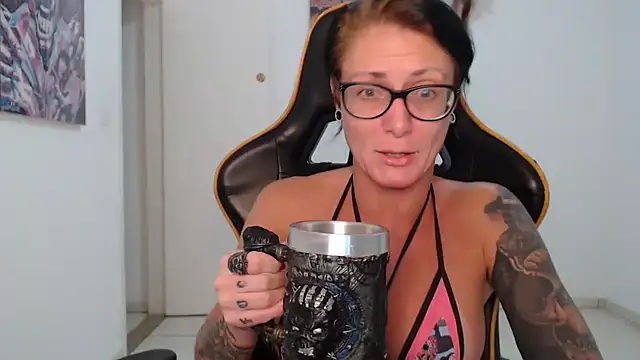 CrisBathoryxxx online show from 03/01/25, 08:13