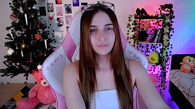 AliceCharmy online show from 12/12/24, 02:55